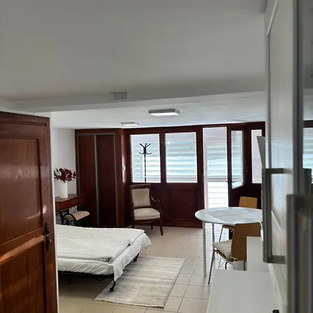 Kochanowskiego Lägenhet *